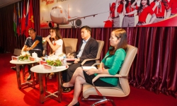  VietJet 항공 CEO는 항공기의 판매로부터받은 돈의 성격에 대해 이야기